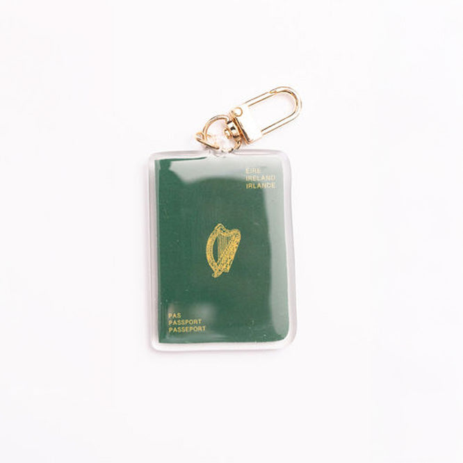 Retro Green Irish Passport Keyring
